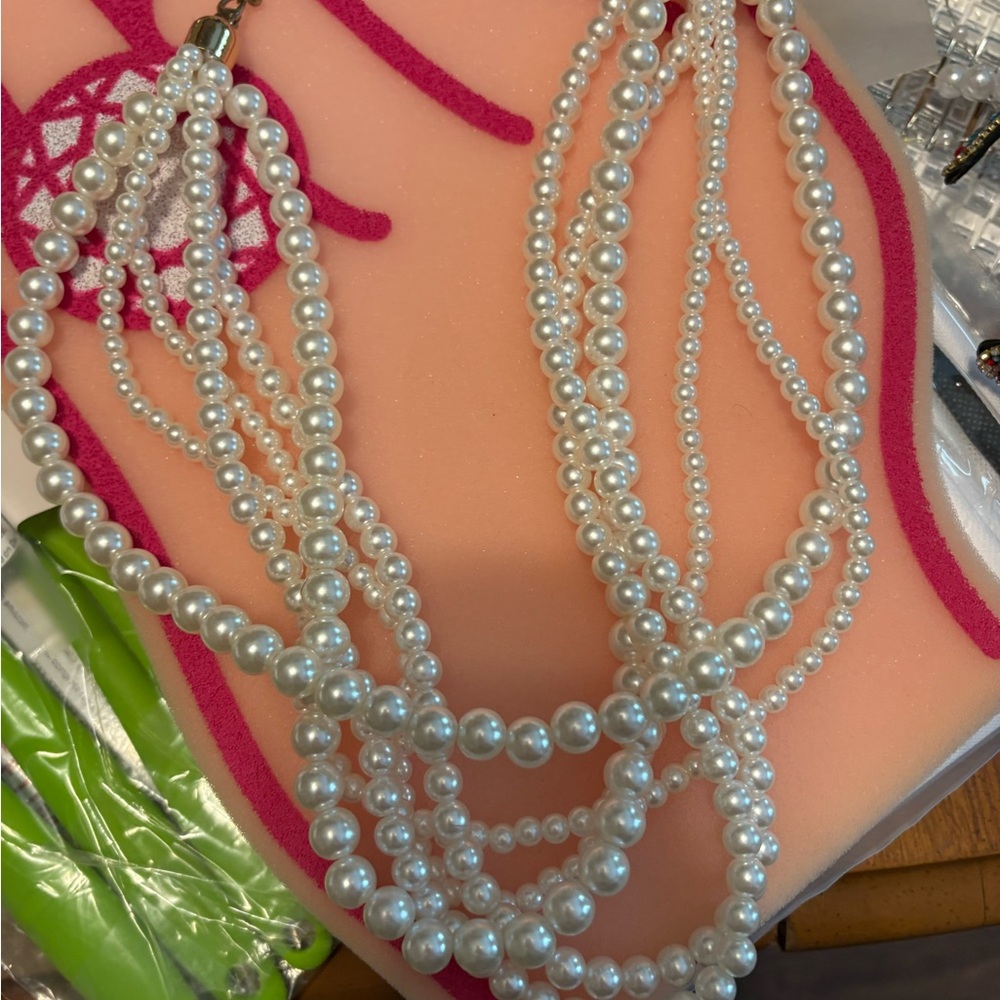 Pearl Necklace